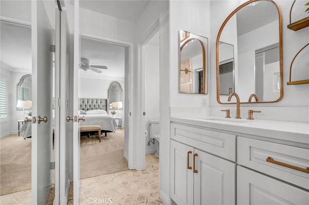 Bathroom, Bedroom, Dual Sink Vanities, Interior