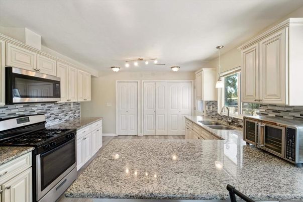Interior, Kitchen, Pendant Lights