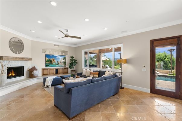 Fireplace, Interior, Living room, Recessed Lighting