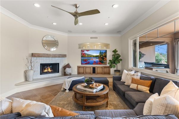Fireplace, Interior, Living room, Recessed Lighting
