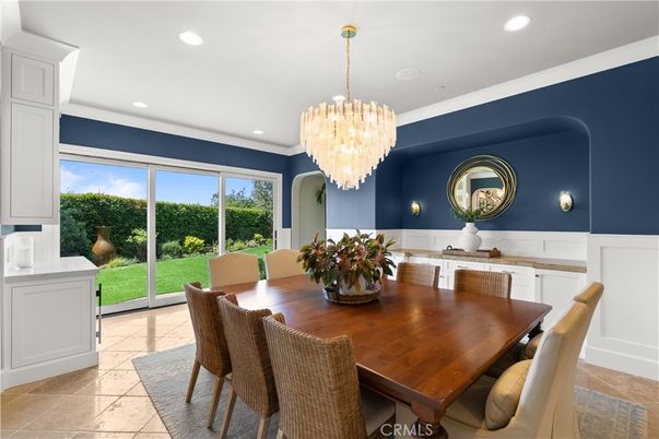 Chandelier, Dining room, Interior, Recessed Lighting