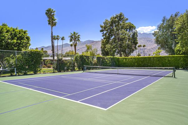 Exterior, Tennis Courts