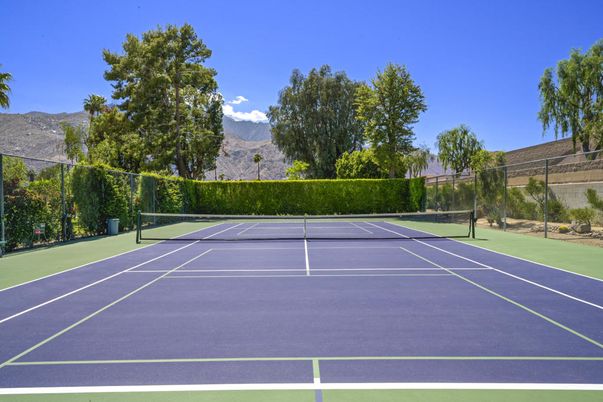 Exterior, Tennis Courts
