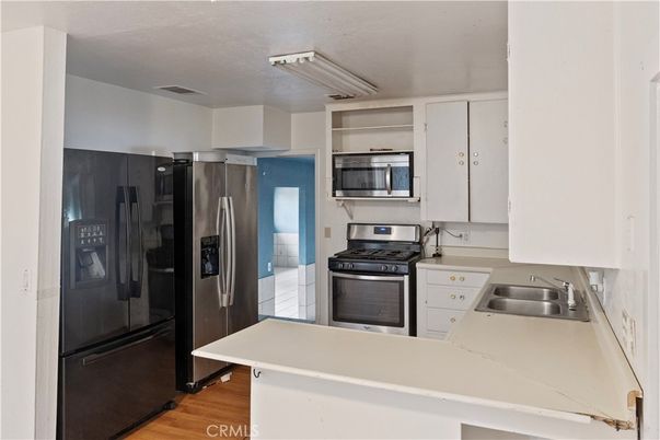 Interior, Kitchen, Stainless Steel Appliances, Wood Texture Flooring
