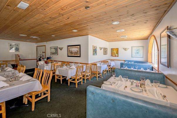 Dining room, Interior, Recessed Lighting, Wooden Ceilings
