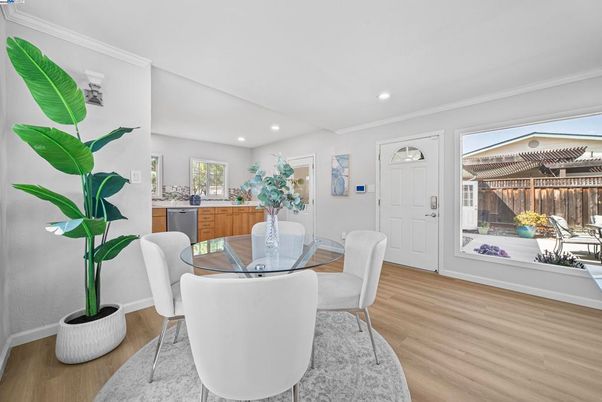 Dining room, Interior, Recessed Lighting, Wood Texture Flooring