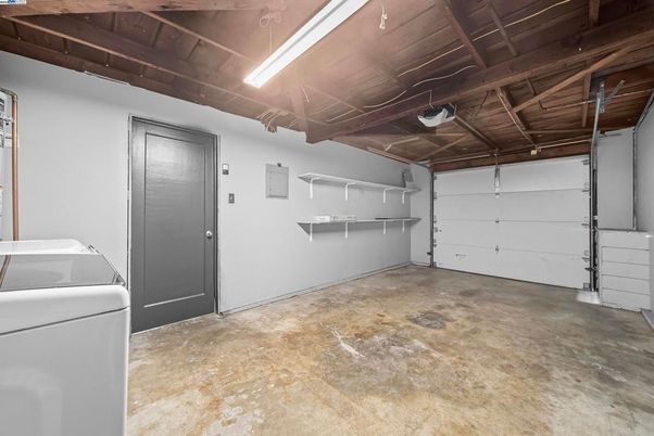 Garage, Interior, Washer, Wooden Beams, Wooden Ceilings