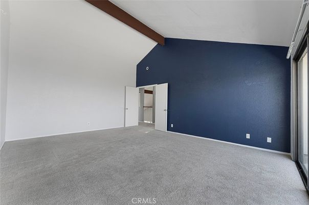 Empty room, Interior, Wooden Beams