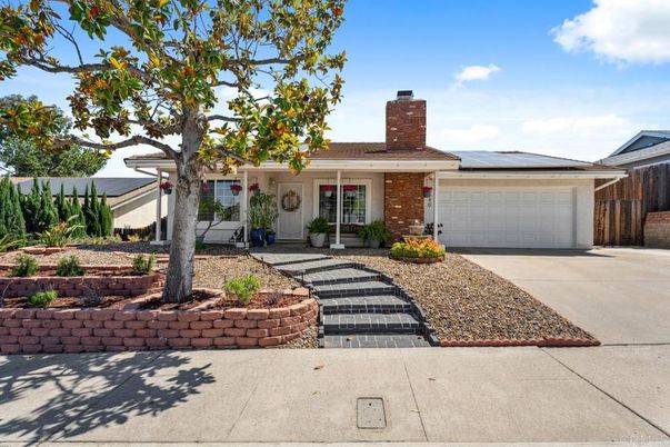 Attached, Exterior, Facade, Brick Facade, Solar Panels, Ranch