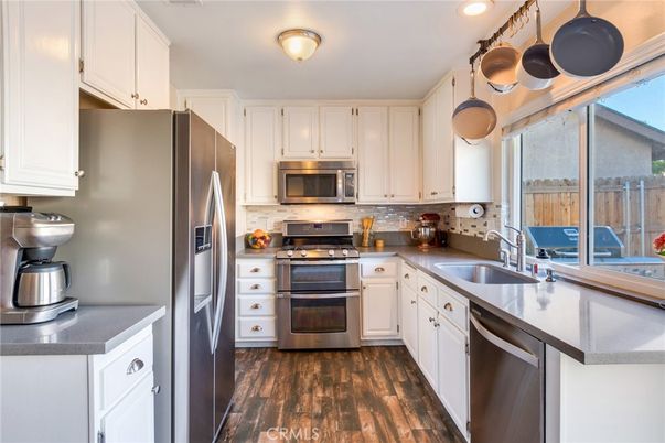 Interior, Kitchen, Stainless Steel Appliances, Wood Texture Flooring
