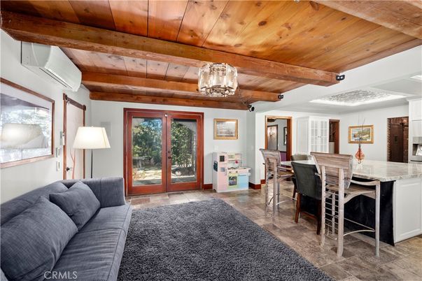 Dining room, Interior, Living room, Wooden Beams, Wooden Ceilings