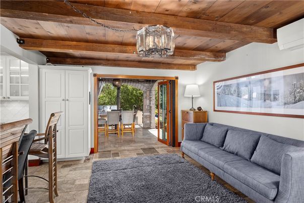 Dining room, Interior, Living room, Wooden Beams, Wooden Ceilings