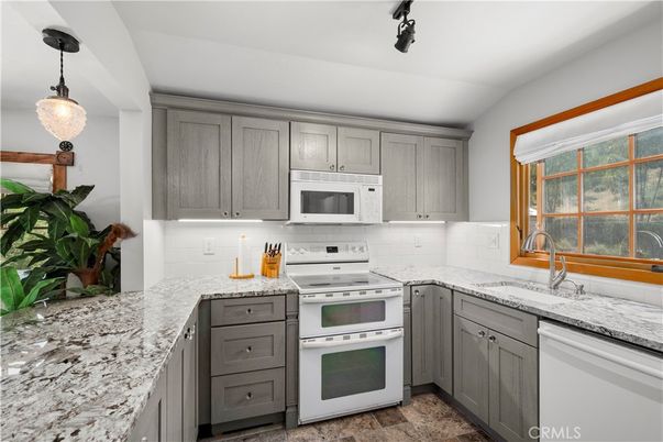 Interior, Kitchen, Pendant Lights