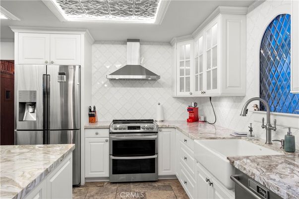 Interior, Kitchen, Stainless Steel Appliances