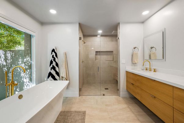 Bathroom, Dual Sink Vanities, Free Standing Baths, Glass Shower, Interior, Recessed Lighting