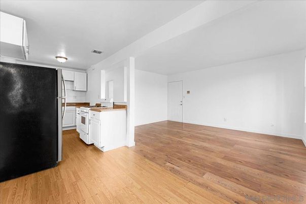 Empty room, Interior, Kitchen, Wood Texture Flooring