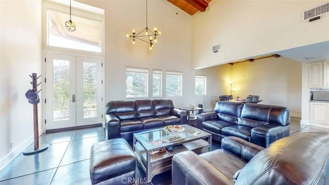 Interior, Living room, Pendant Lights, Wooden Beams