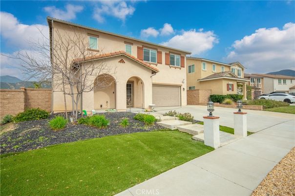 Attached, Backyard, Exterior, Facade, Spanish Mediterranean
