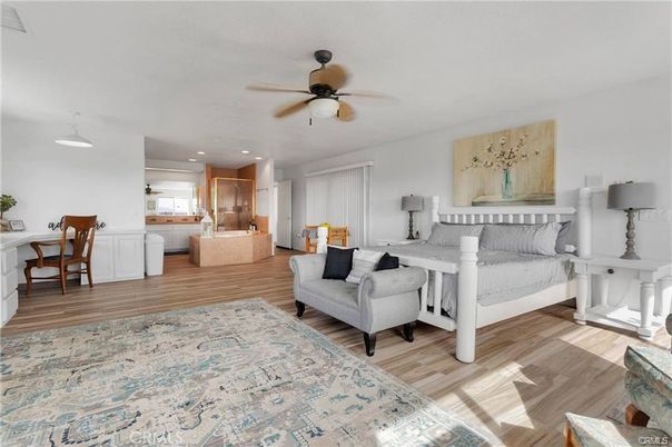 Bedroom, Dining room, Interior, Recessed Lighting, Wood Texture Flooring