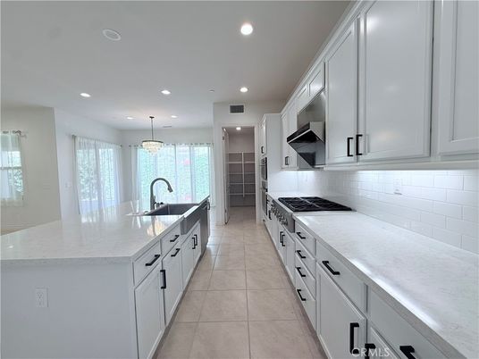 Chandelier, Interior, Kitchen, Recessed Lighting
