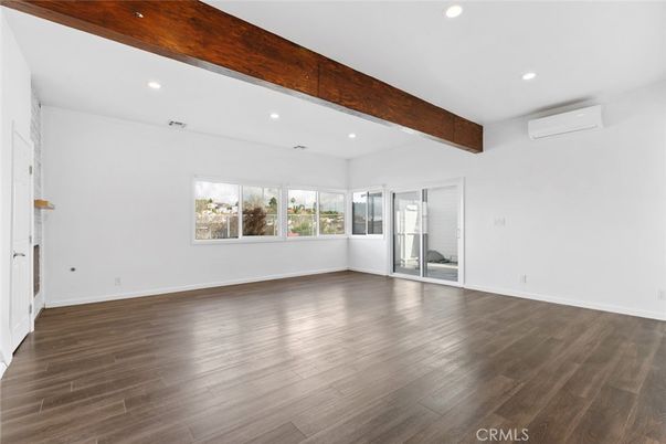 Empty room, Interior, Recessed Lighting, Wooden Beams, Wood Texture Flooring