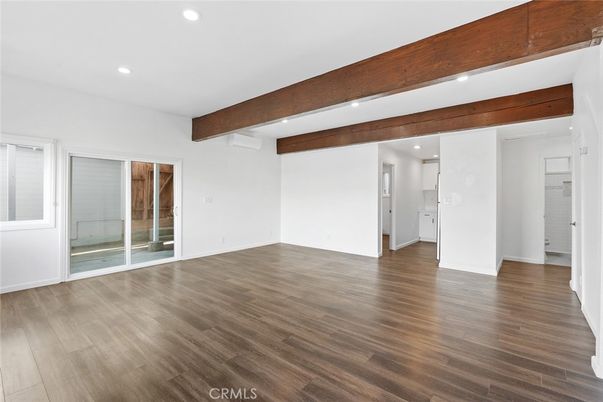 Empty room, Interior, Recessed Lighting, Wooden Beams, Wood Texture Flooring