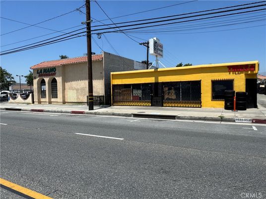 Exterior, Facade, None