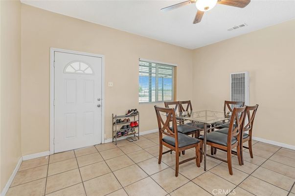 Dining room, Interior