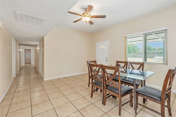 Dining room, Interior