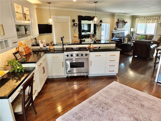 Interior, Kitchen, Living room, Pendant Lights, Recessed Lighting, Stainless Steel Appliances, Wood Texture Flooring