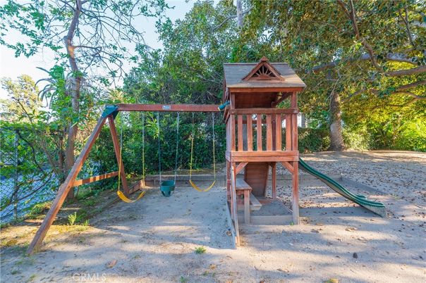 Backyard, Exterior, Playground
