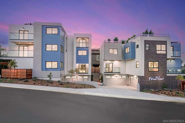 Attached, Exterior, Facade, Modern