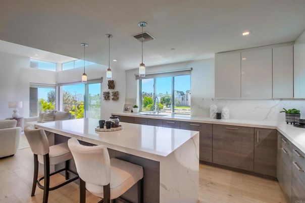 Dining room, Interior, Kitchen, Pendant Lights, Recessed Lighting, Wood Texture Flooring