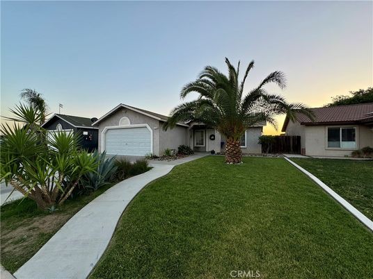 Backyard, Detached Garage, Exterior
