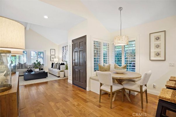 Dining room, Interior, Living room, Pendant Lights, Recessed Lighting, Wood Texture Flooring