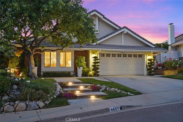 Attached, Exterior, Facade, Brick Facade, American Craftsman