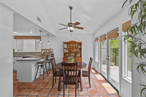 Dining room, Interior, Kitchen, Pendant Lights, Recessed Lighting