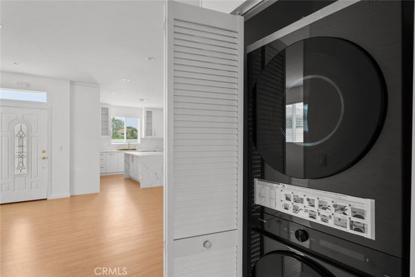 Interior, Kitchen, Recessed Lighting, Utility Closets, Washer, Wood Texture Flooring