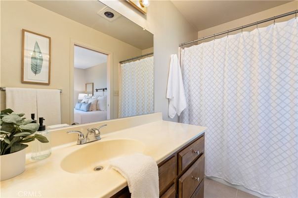 Bathroom, Bedroom, Interior