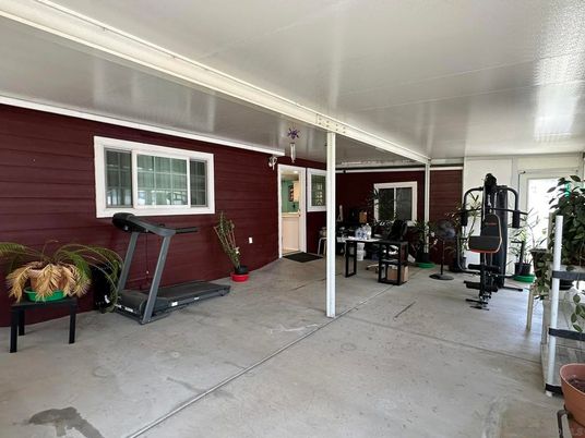 Exterior, Fitness Equipment