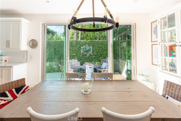 Dining room, Interior