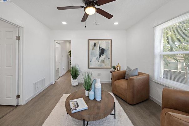 Interior, Living room, Recessed Lighting, Wood Texture Flooring