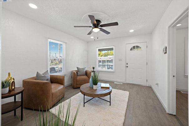 Interior, Living room, Recessed Lighting, Wood Texture Flooring