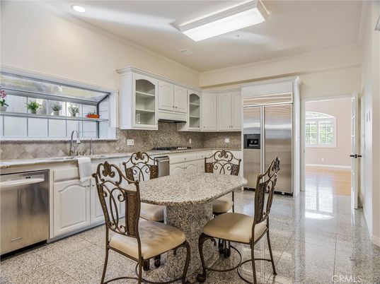 Dining room, Interior, Kitchen, Recessed Lighting, Stainless Steel Appliances