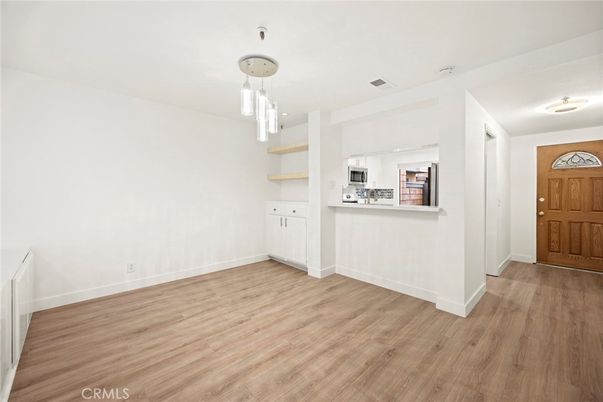 Interior, Kitchen, Pendant Lights, Wood Texture Flooring