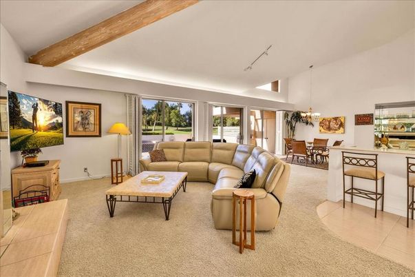 Chandelier, Dining room, Interior, Living room, Pendant Lights, Wooden Beams