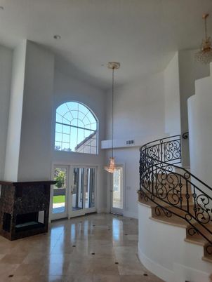Chandelier, Fireplace, Interior, Pendant Lights