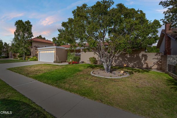 Backyard, Detached Garage, Exterior