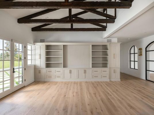 Empty room, Interior, Wooden Beams, Wood Texture Flooring