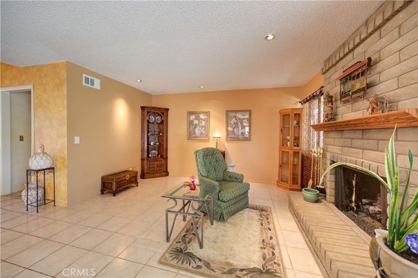 Fireplace, Interior, Living room, Recessed Lighting